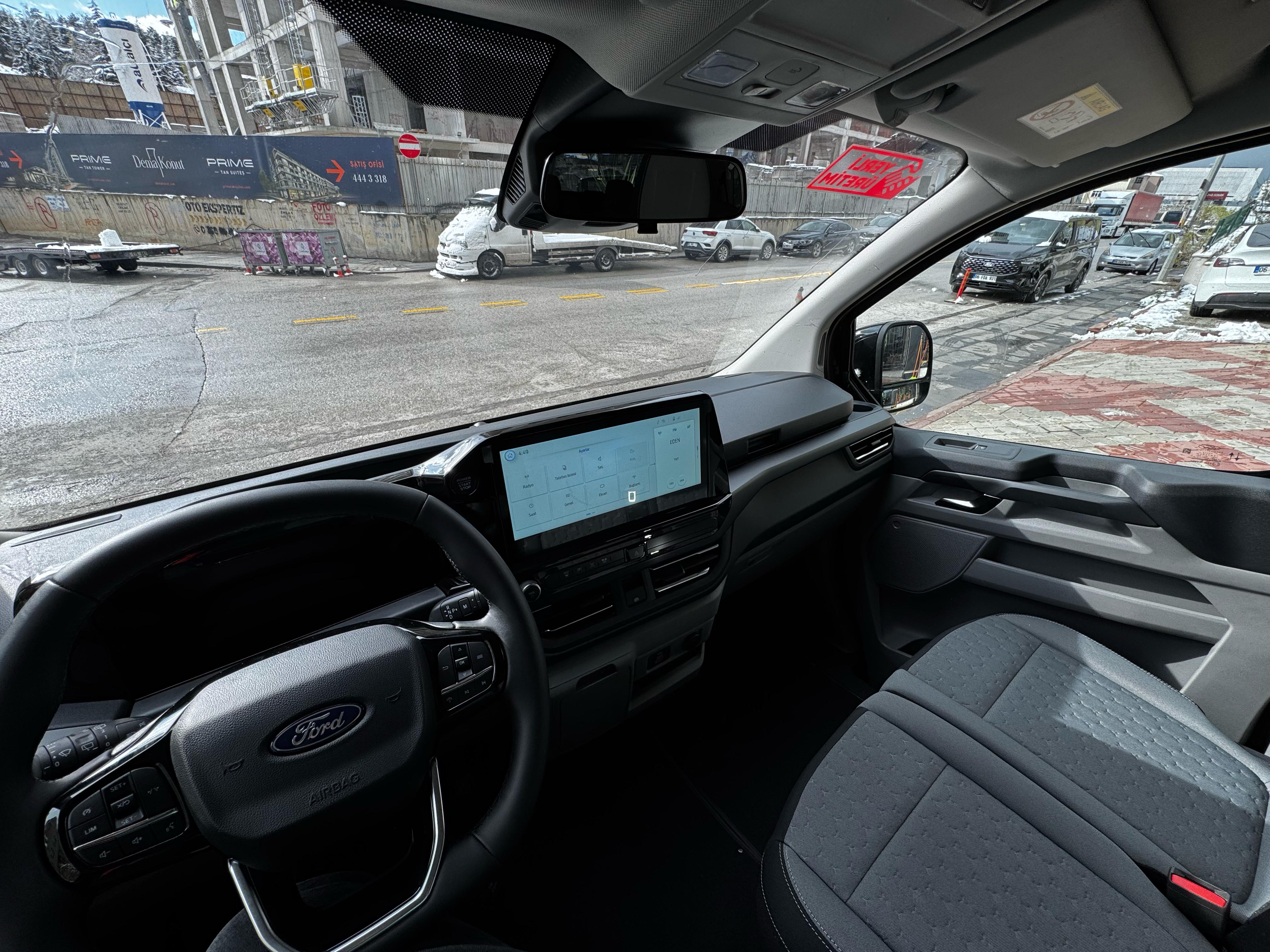 FORD CUSTOM  8+1 DİZEL OTOMATİK  - ANKARA ARAÇ KİRALAMA